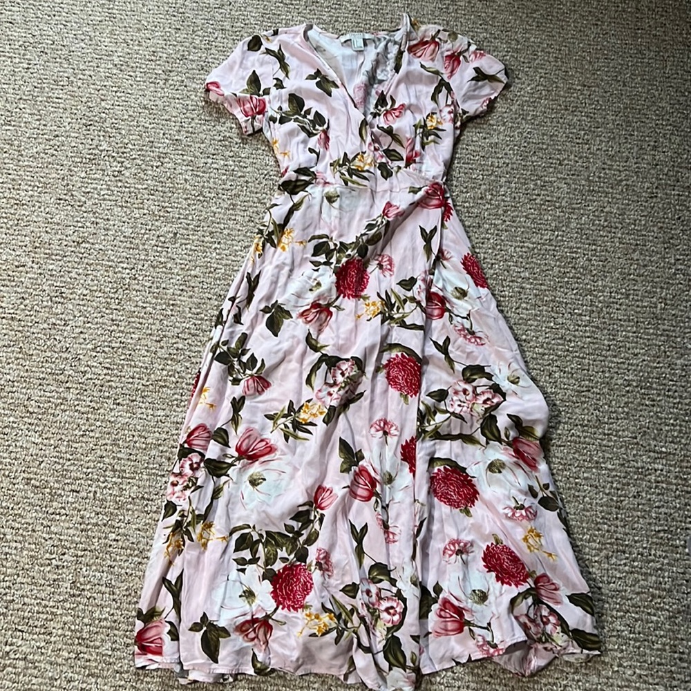 Forever 21 floral light pink dress size L